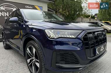 Внедорожник / Кроссовер Audi Q7 2020 в 