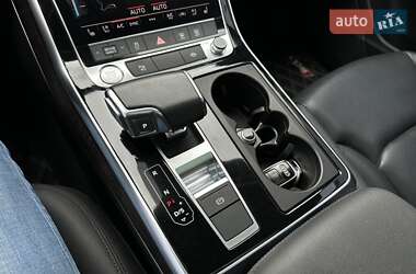 Внедорожник / Кроссовер Audi Q7 2020 в 