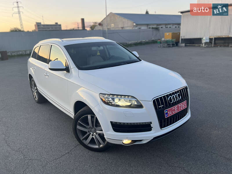 Внедорожник / Кроссовер Audi Q7 2011 в Ужгороде