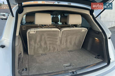 Внедорожник / Кроссовер Audi Q7 2011 в 