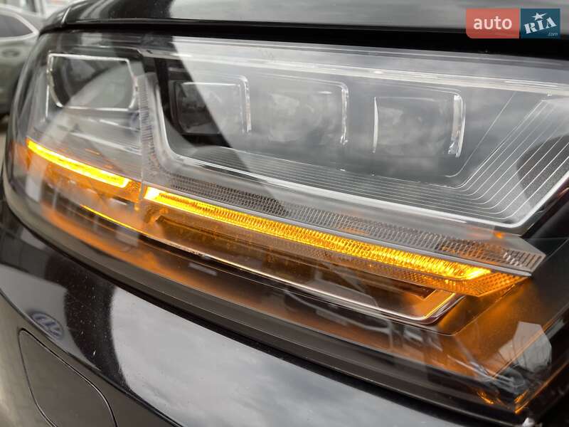 Внедорожник / Кроссовер Audi Q7 2016 в Черновцах