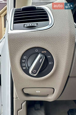 Внедорожник / Кроссовер Audi Q7 2011 в 