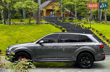 Внедорожник / Кроссовер Audi Q7 2020 в 