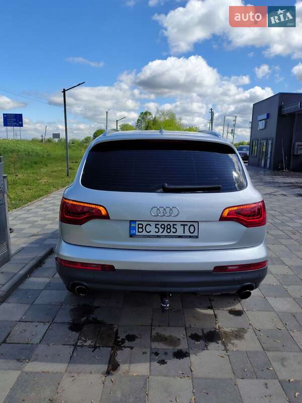 Внедорожник / Кроссовер Audi Q7 2010 в Самборе