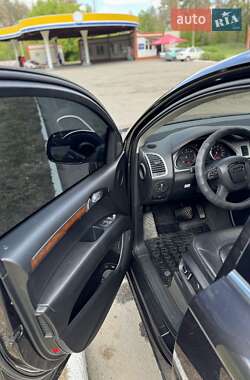 Внедорожник / Кроссовер Audi Q7 2010 в 