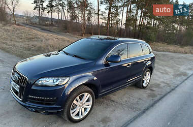 Внедорожник / Кроссовер Audi Q7 2014 в 
