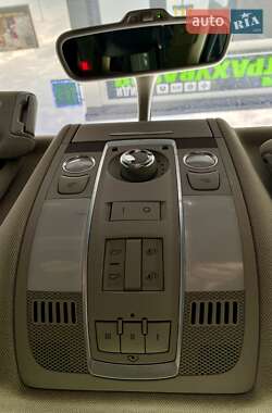 Внедорожник / Кроссовер Audi Q7 2015 в 