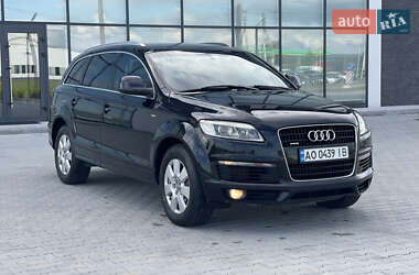 Внедорожник / Кроссовер Audi Q7 2008 в 