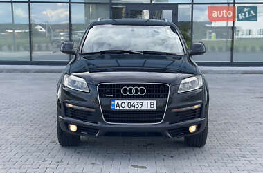 Внедорожник / Кроссовер Audi Q7 2008 в 