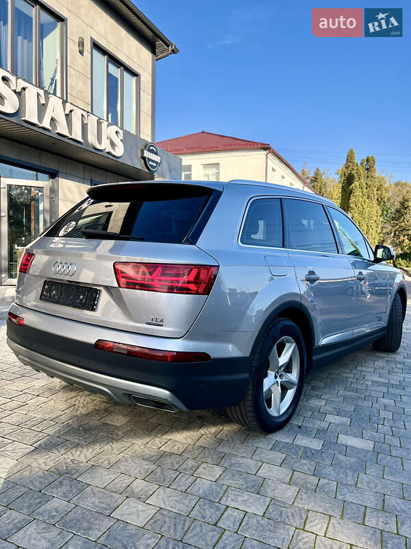 Внедорожник / Кроссовер Audi Q7 2016 в Березному