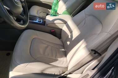 Позашляховик / Кросовер Audi Q7 2013 в 