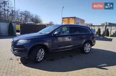 Позашляховик / Кросовер Audi Q7 2013 в 