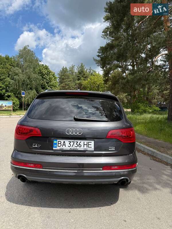 Позашляховик / Кросовер Audi Q7 2011 в Кропивницькому