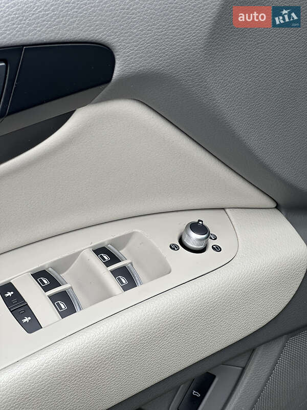 Внедорожник / Кроссовер Audi Q7 2013 в Золочеве
