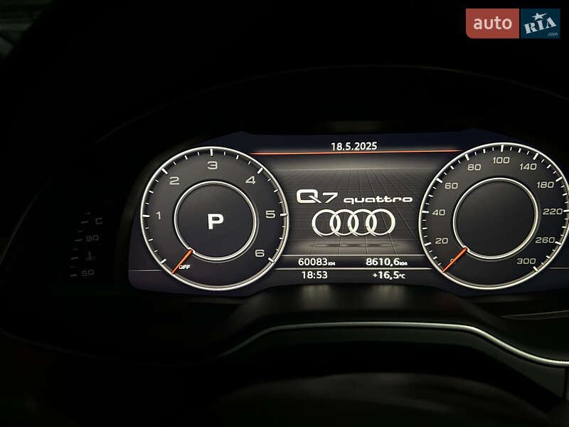 Позашляховик / Кросовер Audi Q7 2017 в Києві