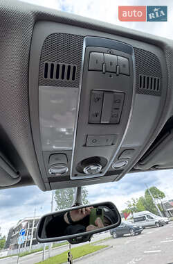 Внедорожник / Кроссовер Audi Q7 2012 в 