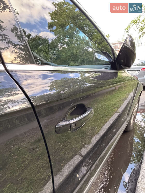 Позашляховик / Кросовер Audi Q7 2007 в Києві