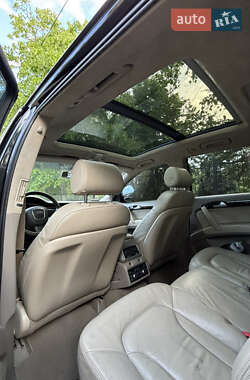 Внедорожник / Кроссовер Audi Q7 2007 в 