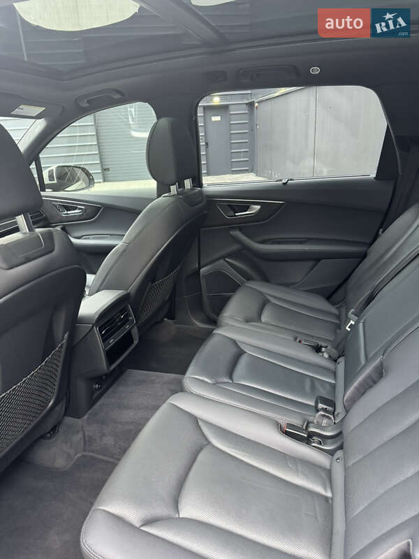 Внедорожник / Кроссовер Audi Q7 2020 в Киеве фото 15 Внедорожник / Кроссовер Audi Q7 2020 в Киеве
