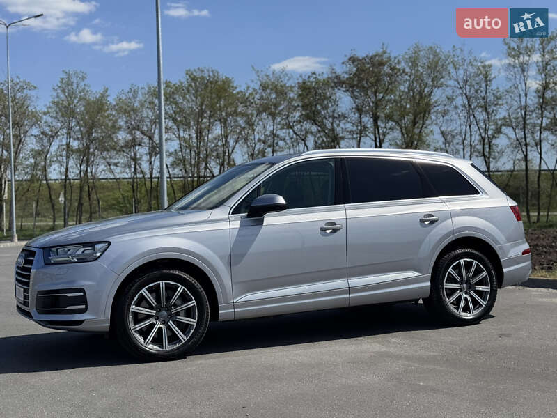 Внедорожник / Кроссовер Audi Q7 2019 в Днепре фото 6 Внедорожник / Кроссовер Audi Q7 2019 в Днепре