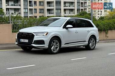 Внедорожник / Кроссовер Audi Q7 2019 в 