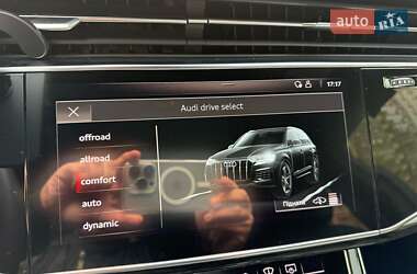 Внедорожник / Кроссовер Audi Q7 2019 в 
