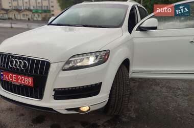 Позашляховик / Кросовер Audi Q7 2014 в Дубні