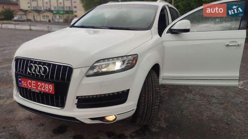 Позашляховик / Кросовер Audi Q7 2014 в 