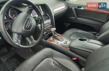 Позашляховик / Кросовер Audi Q7 2014 в 