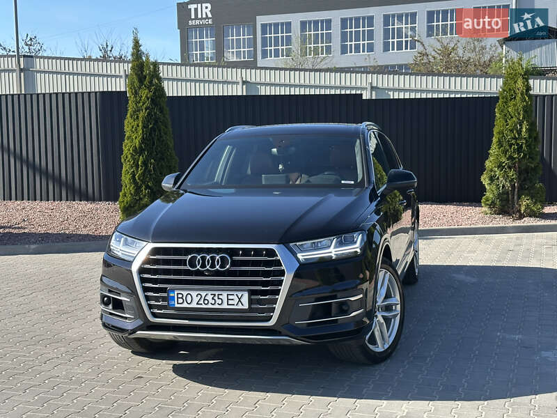 Внедорожник / Кроссовер Audi Q7 2018 в Тернополе