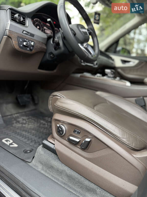 Внедорожник / Кроссовер Audi Q7 2016 в Львове фото 32 Внедорожник / Кроссовер Audi Q7 2016 в Львове