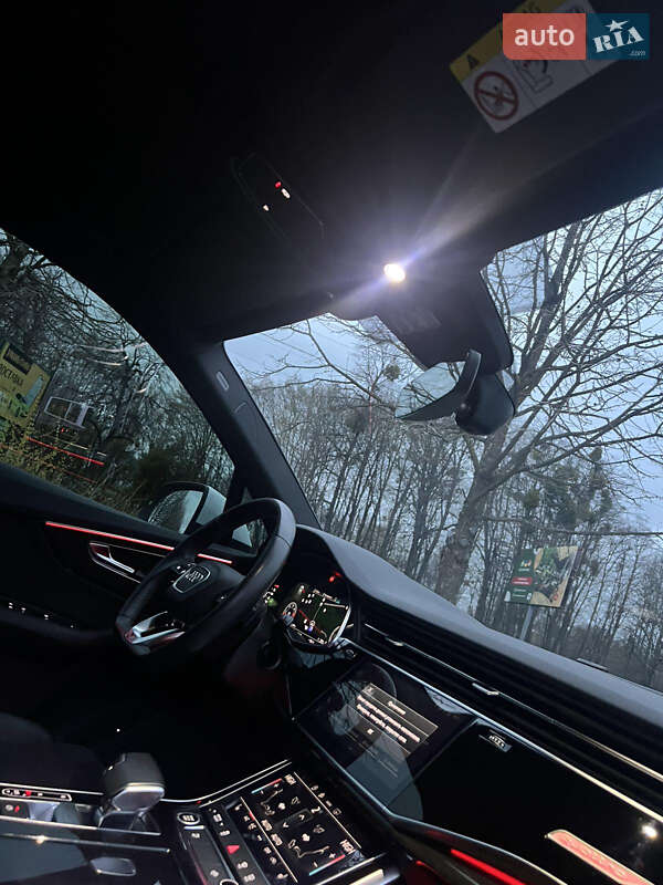 Внедорожник / Кроссовер Audi Q7 2021 в Умани