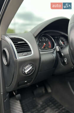 Внедорожник / Кроссовер Audi Q7 2012 в 