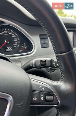 Внедорожник / Кроссовер Audi Q7 2012 в 