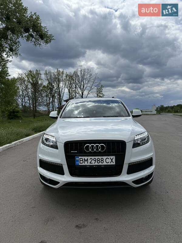 Внедорожник / Кроссовер Audi Q7 2012 в Ромнах