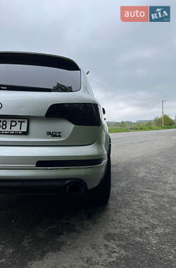 Внедорожник / Кроссовер Audi Q7 2015 в 