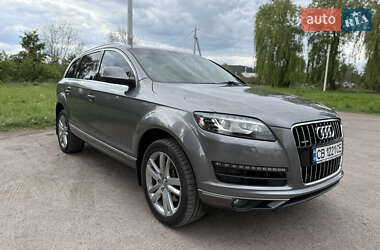 Внедорожник / Кроссовер Audi Q7 2011 в 