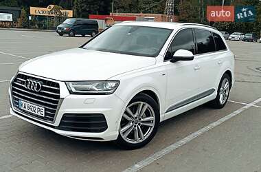 Внедорожник / Кроссовер Audi Q7 2017 в Чернигове