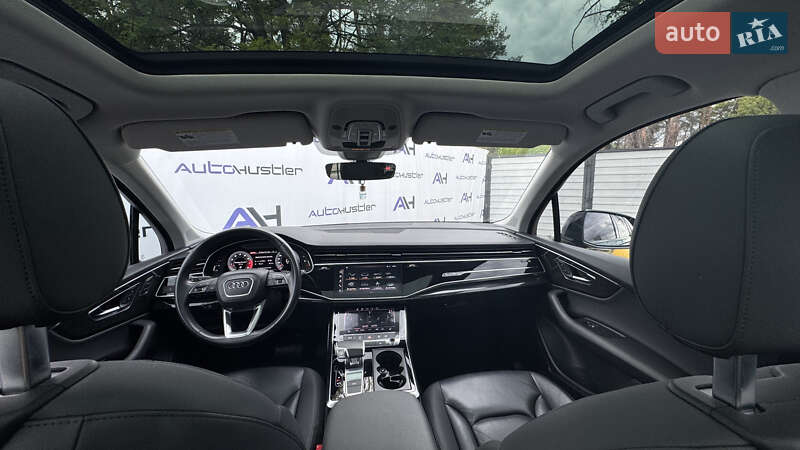 Внедорожник / Кроссовер Audi Q7 2020 в Киеве