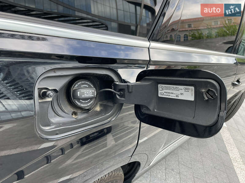 Позашляховик / Кросовер Audi Q7 2018 в Києві