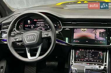 Внедорожник / Кроссовер Audi Q7 2022 в 