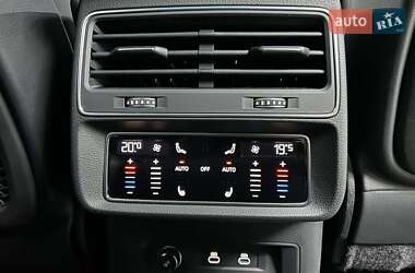 Внедорожник / Кроссовер Audi Q7 2022 в 