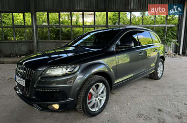 Позашляховик / Кросовер Audi Q7 2011 в Сокирянах