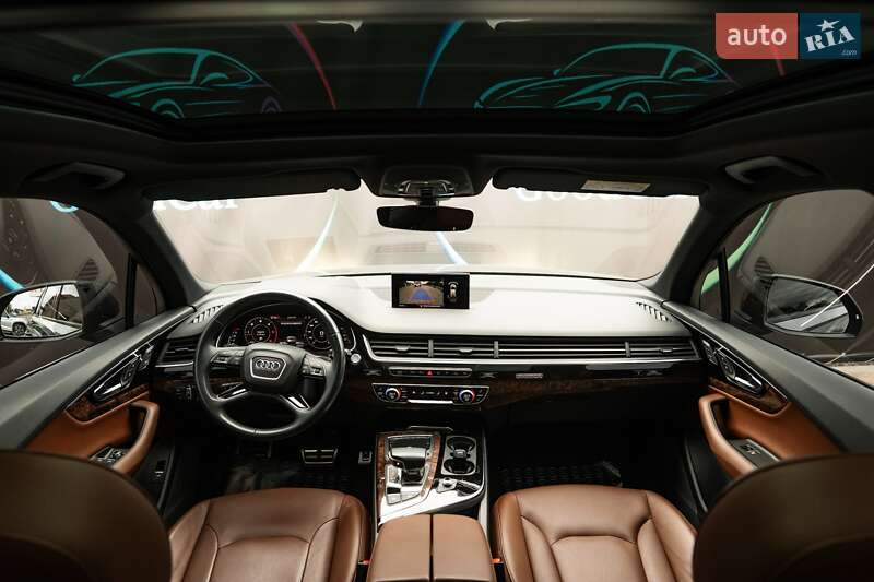 Позашляховик / Кросовер Audi Q7 2018 в Луцьку