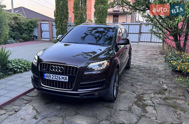 Внедорожник / Кроссовер Audi Q7 2011 в 
