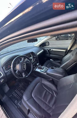 Позашляховик / Кросовер Audi Q7 2014 в 