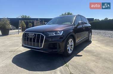 Позашляховик / Кросовер Audi Q7 2021 в Києві