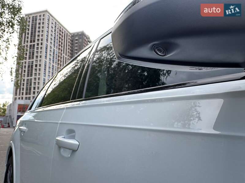 Внедорожник / Кроссовер Audi Q7 2023 в Киеве