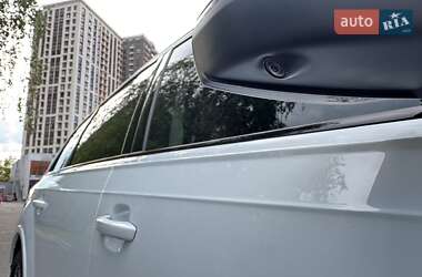 Внедорожник / Кроссовер Audi Q7 2023 в 