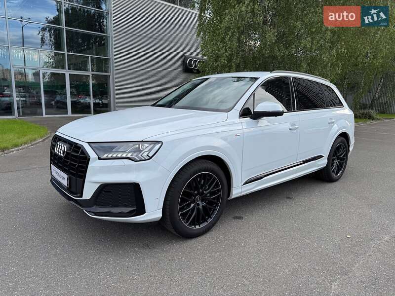 Внедорожник / Кроссовер Audi Q7 2023 в Киеве